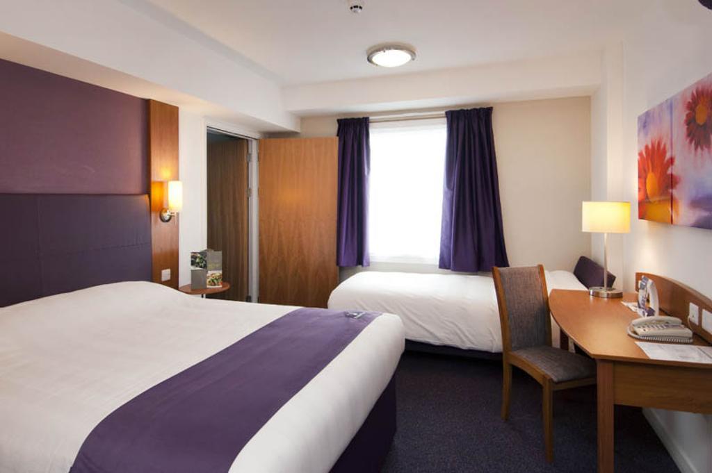 Premier Inn Cannock South Camera foto